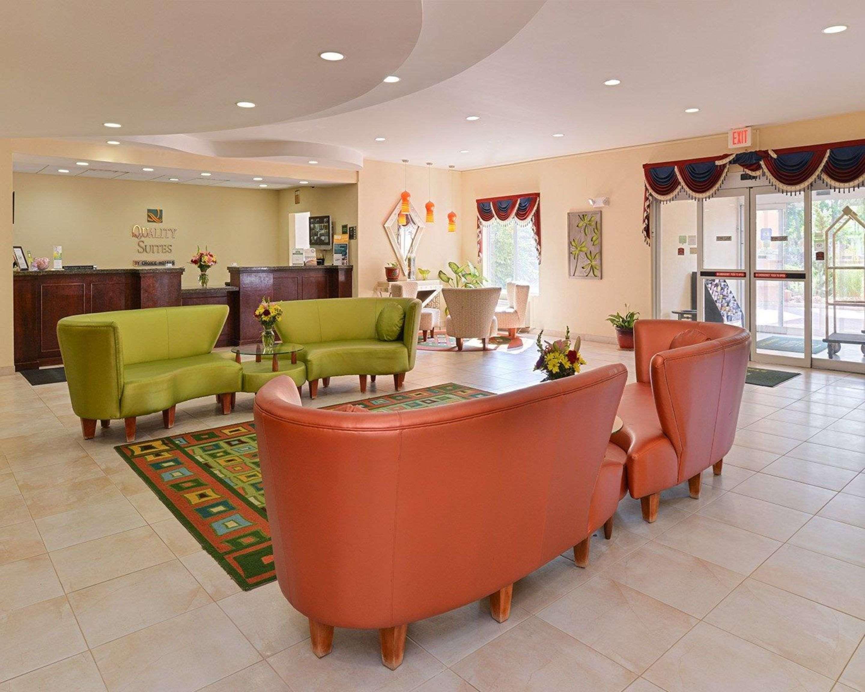 Quality Suites Stratford Luaran gambar