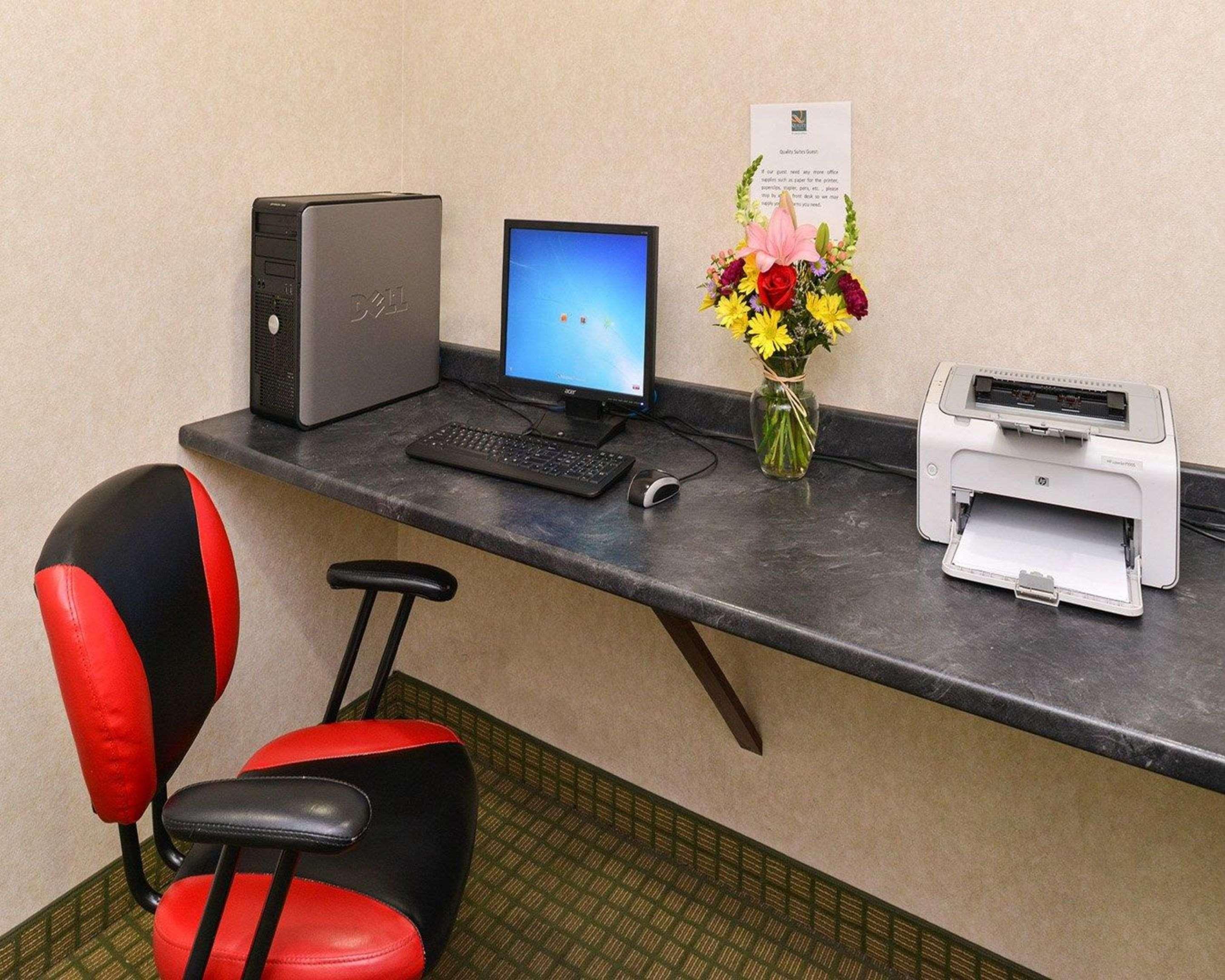 Quality Suites Stratford Luaran gambar